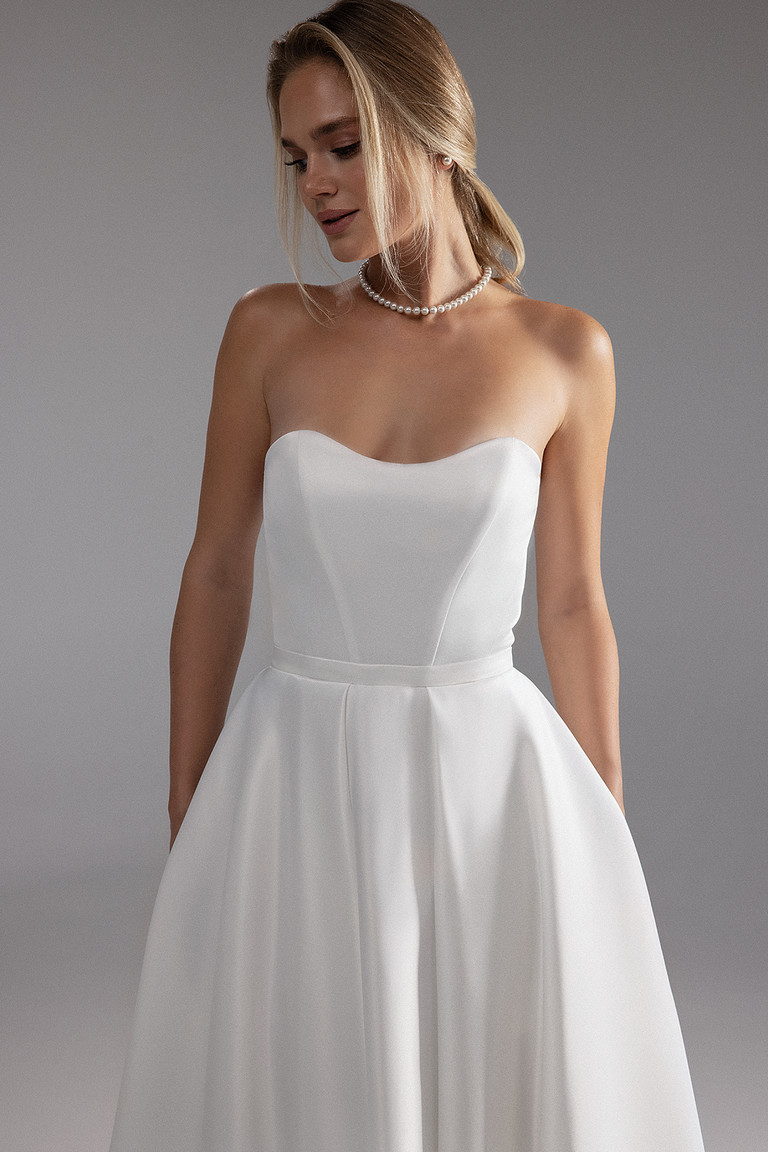 Свадебное платье Лиззи миди фото номер 4