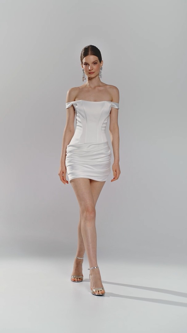 Юнис превью видео номер 2