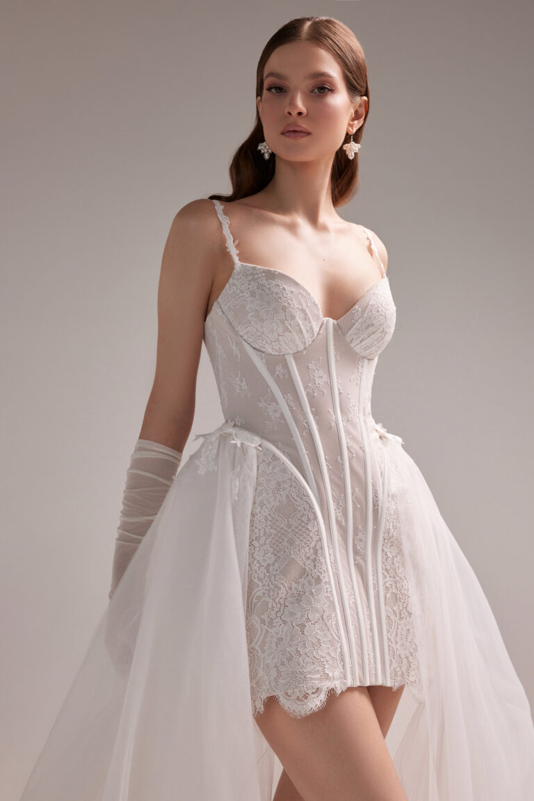 Муза со шлейфом фото номер 3