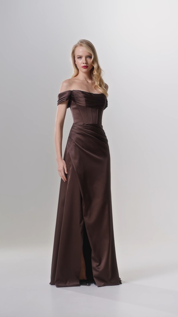 Райли превью видео номер 1