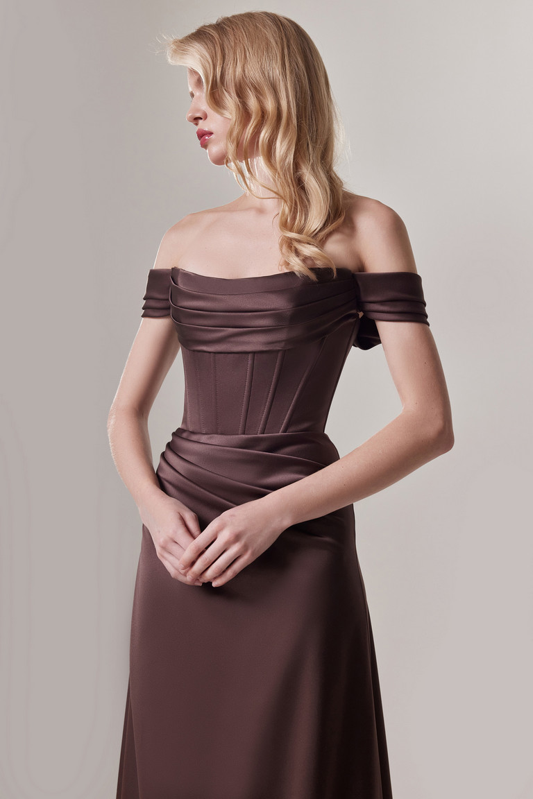 Шоколадное вечернее платье Райли - Ракурс 9